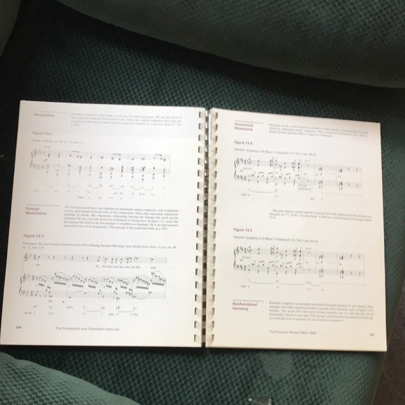 Music in theory and practice seventh edition volume 2 - Picture 12 of 16